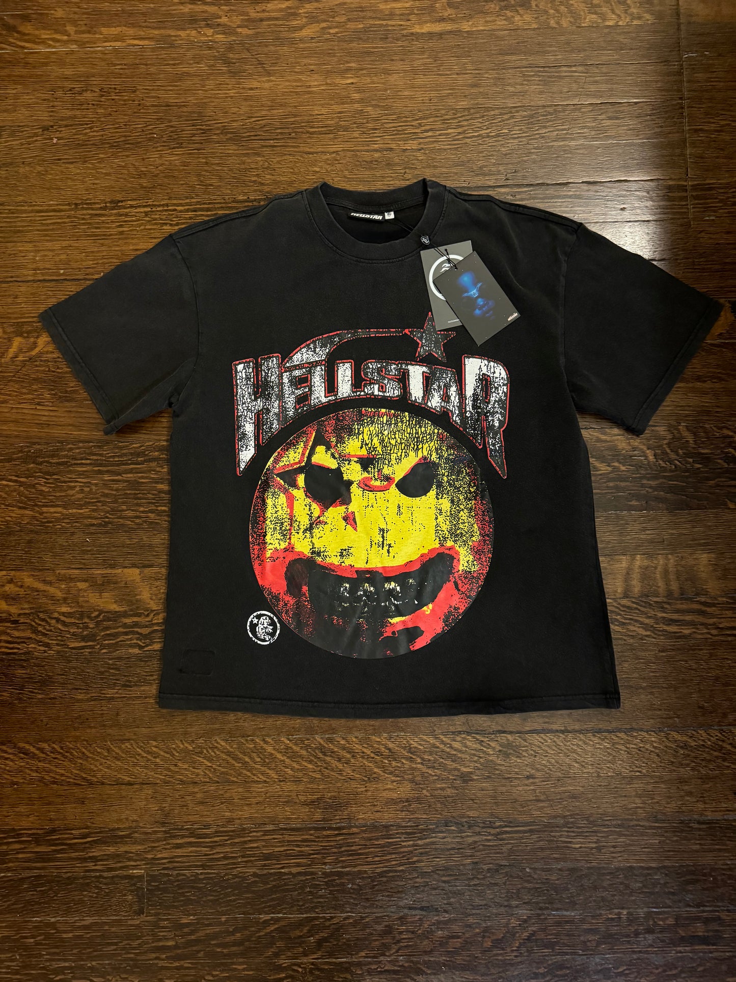 Hellstar T-shirt size Large, XL